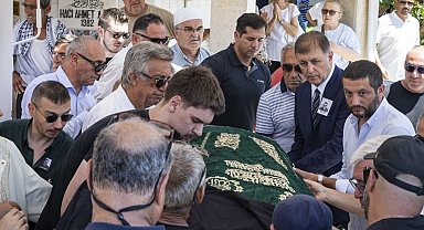 Foça eski belediye başkanının oğlu son yolculuğuna uğurlandı