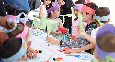 Gebze'de Başkan Büyükgöz'den miniklerin atölyesine ziyaret