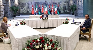 İstanbul'da üçlü işbirliği zirvesi başladı