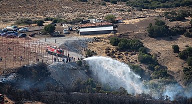 İzmir Aliağa ve Menderes'teki yangınlar kontrol altında
