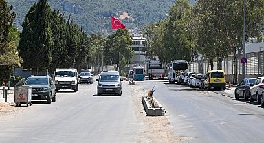 İzmir Bornova'da Pınar Caddesi yeni çehresine kavuşuyor