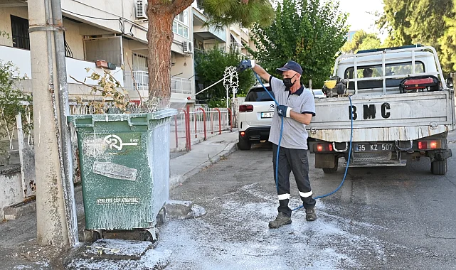 İzmir Karabağlar'da temizlik seferberliği