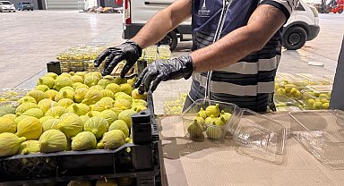 İzmir'de taze incirler ihtiyaç sahiplerine ulaştırıldı