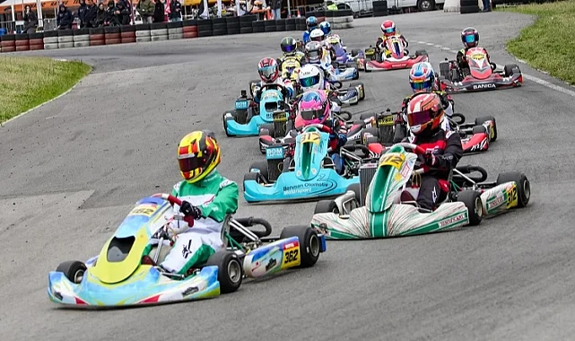 Karting heyecanı Tuzla'da sürüyor