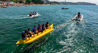 Kocaeli'de 'engelsiz' deniz keyfi