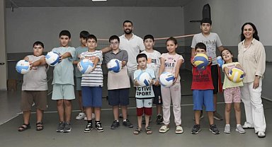 Mersin Büyükşehir'den engelsiz yaz kursu