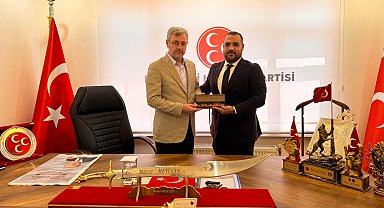 Milliyetçi iş insanı Şahinkanat'tan Başkan Metehan'a ziyaret