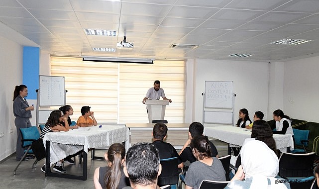 Minik kitap dostlarından bilgi dolu rekabet