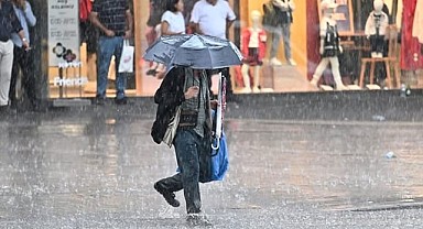 Şemsiyeleri Hazırlayın Sağanak Kapıda