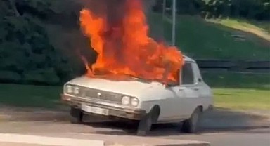 TBMM Önünde Beyaz Toros Yakıldı