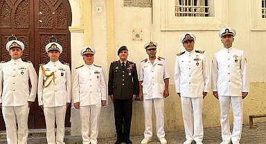 TCG Kınalıada personelinden Turgut Reis Türbesi'ne ziyaret