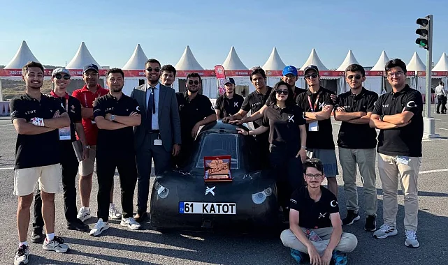 TEKNOFEST 2025'te KTÜ'ye 'Özgün Yazılım' ödülü