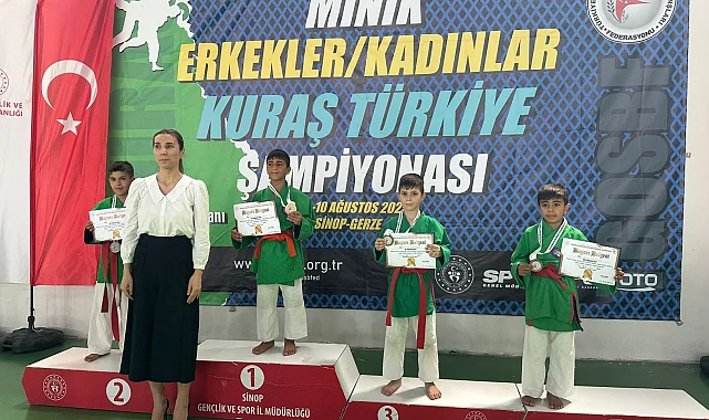 Trabzonlu minikler madalyayla döndüler