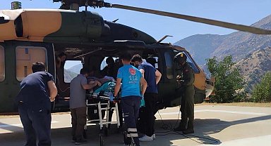 TSK helikopteri, Şemdinli'deki gebeyi Van'a ulaştırdı