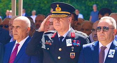 Tuğgeneral Tataroğlu, Celal Bayar'ı anma törenine katıldı