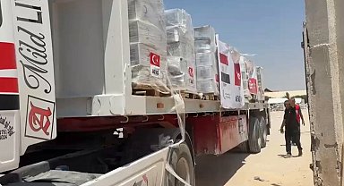 Türkiye'nin bağışları Refah Sınır Kapısı'ndan ulaşıyor