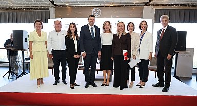 8. Gücümüz Eşitliğimiz Zirvesi Bursa'da gerçekleştirildi