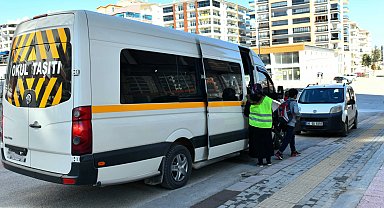 Ankara Büyükşehir'den öğrencilere servis ve abonman desteği