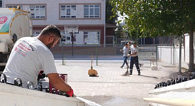 Ankara Keçiören Belediyesi'nden okullarda temizlik seferberliği
