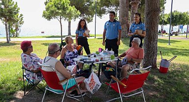 Antalya Konyaaltı Sahili'nde temizlik seferberliği