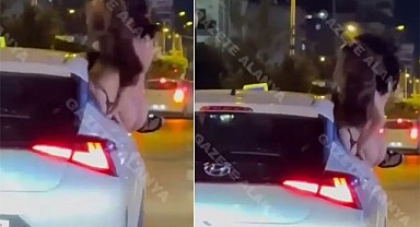 Antalya Sokaklarında Yarı Çıplak Dans