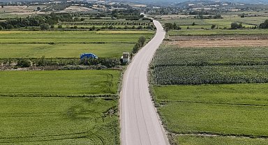 Balıkesir'in kırsal yolları modernleşiyor