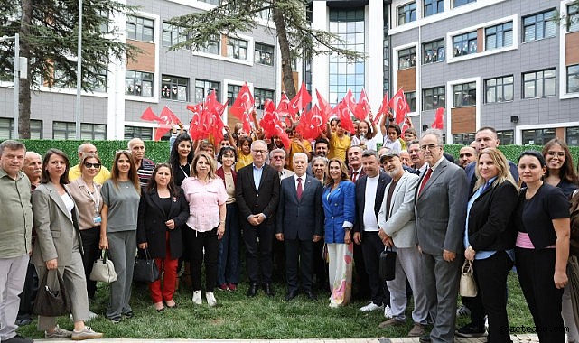 Bursa'da sokaklar da çocuklar da gülümsüyor