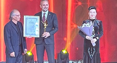 Bursa Devlet Tiyatrosu sezonu uluslararası zirveyle açtı