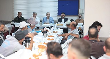 Çayırova'da Başkan Çiftçi, temizlik personellerini mesaiye uğurladı