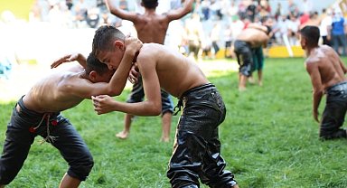 Derince'de İshakçılar Yağlı Pehlivan Güreşleri için geri sayım