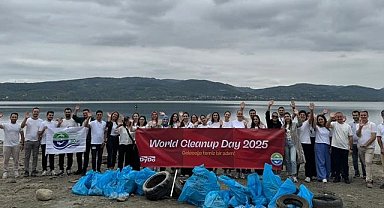 Dünya Temizlik Günü'nde sahillerde 474 Kg atık ve 12.800 izmarit toplandı