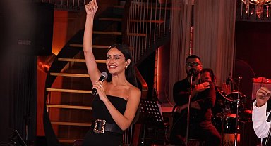 Elif Buse Doğan, başarısını ekrana taşıdı!