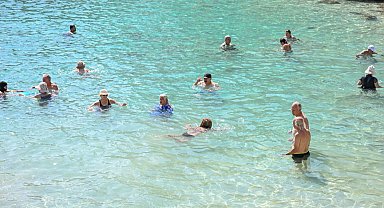 Emeklilerin deniz keyfi