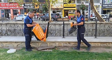 Gemlik’te İzinsiz Afişlere Zabıta Müdahalesi