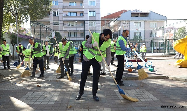 İnegöl’de 20 Eylül Temizlik Gününde Topyekûn Temizlik Hareketi