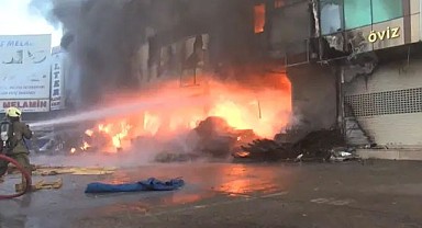 İstanbul’da Geceyi Alevler Bastı