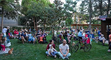 İstanbul Maltepe sonbaharı piknikle karşıladı