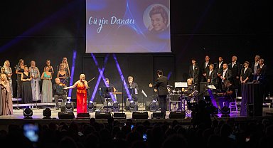 İzmir Bornova'da Sanat Güneşi'ne vefa