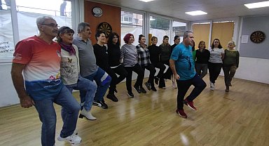 İzmir Karşıyaka'dan halk oyunları daveti