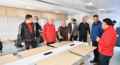 Kayseri Büyükşehir Mobil Dijital Gençlik Merkezi görücüye çıktı