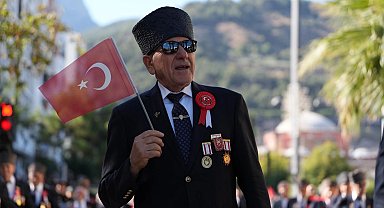 Manisa'da 19 Eylül Gaziler Günü törenle kutlandı