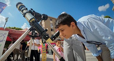Mercan Bilim Merkezi Tarsus'ta çocukları bilimle buluşturdu