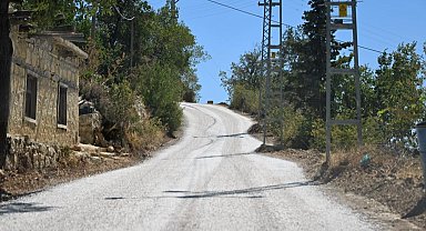 Mersin Çömelek Mahallesi'nde tarihi asfalt sevinci