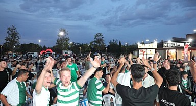 Milli heyecan ve Bursaspor maçı dev ekrana yansıdı
