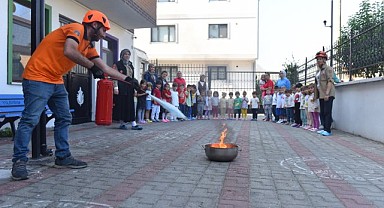 Minik İtfaiyeciler Göz Kamaştırdı