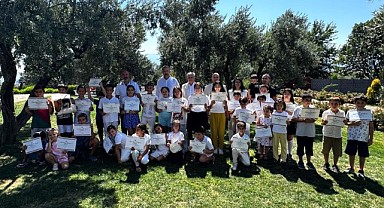 Osmangazi Belediyesi’nin atölyelerinde eğitim alan öğrenciler yeteneklerini sergiledi