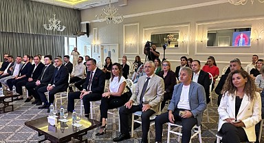 Para Piyasaları ve Toprak Yatırımı Masaya Yatırıldı