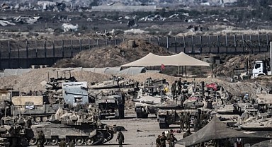 Tanklar Gazze'ye Girdi, Savaş Kızışıyor