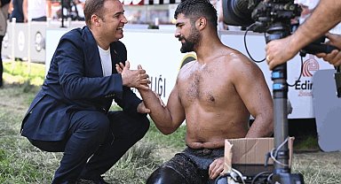 Tarihi Elmalı Güreşlerinde Balıkesir rüzgârı