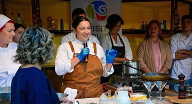 Türk-Yunan vatandaşları Midilli'de buluştu